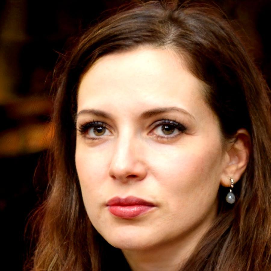 Benedetta Rossi, esperta in comunicazione strategica e fondatrice di lyrenthavi, durante una sessione di formazione